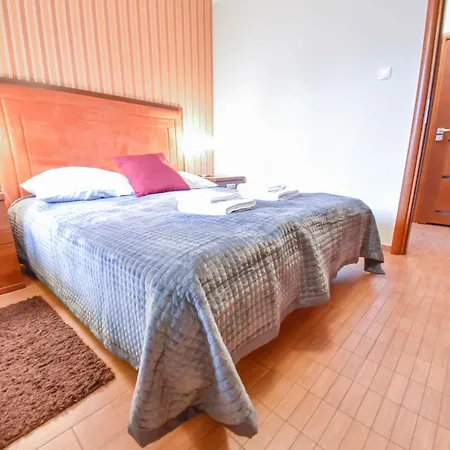 Na Wyspie - Park - Parking * سفينويتشي