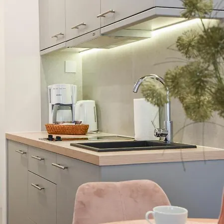 Na Wyspie - Park - Parking سفينويتشي